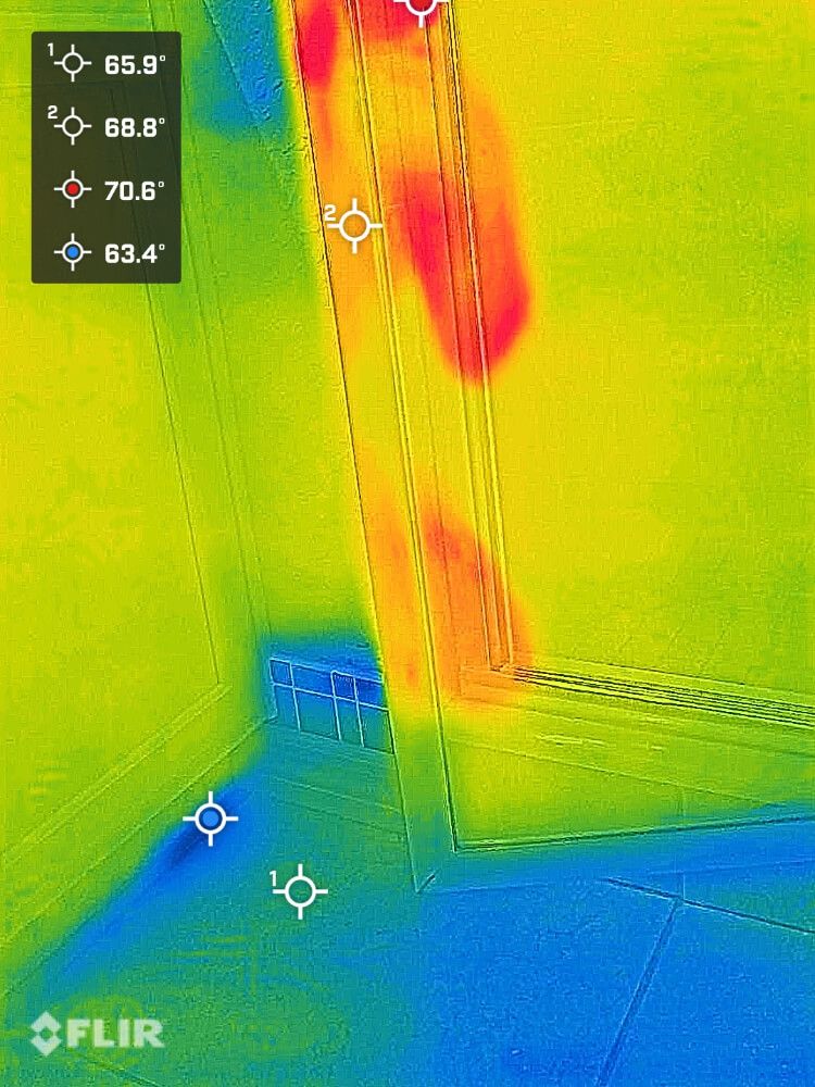 Water damage with Infrared Camera