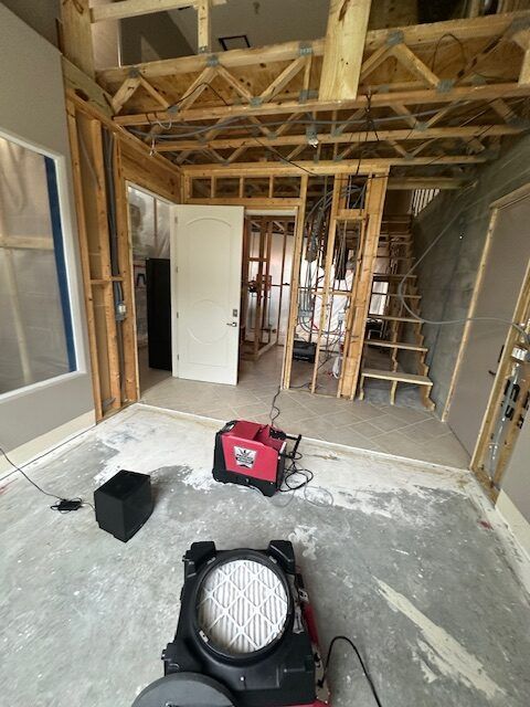 Final Air Scrubbing and Dehumidifiers in home